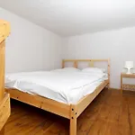 Cityscape Budget Apartments Isabella