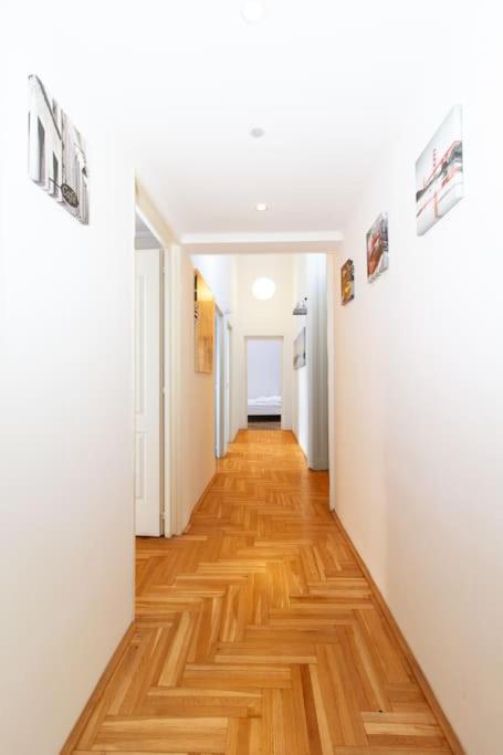Apartment Cityscape Budget Isabella Budapest
