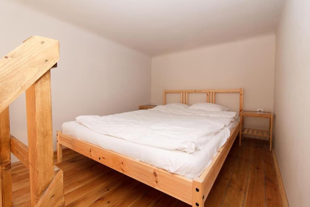 Apartman Cityscape Budget Isabella